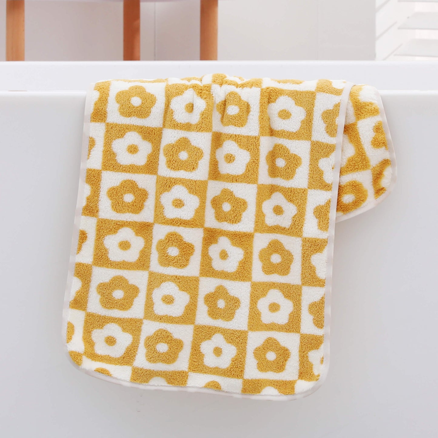 3pcs Plum Blossom and Soft Coral Fleece Household Towels - Soft and Absorbent Face, Wash, and Hand Towels - 34.8x74.93cm, Bathroom Accessory