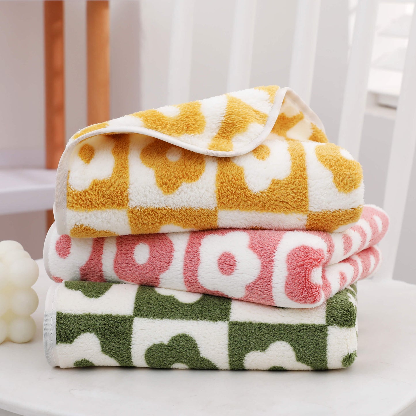 3pcs Plum Blossom and Soft Coral Fleece Household Towels - Soft and Absorbent Face, Wash, and Hand Towels - 34.8x74.93cm, Bathroom Accessory